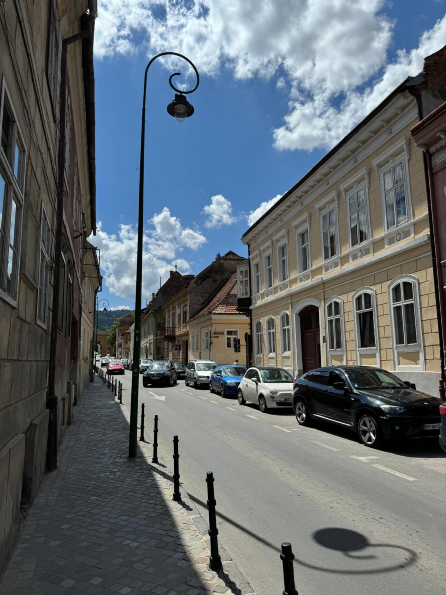 Ari Apartment Brasov Luaran gambar