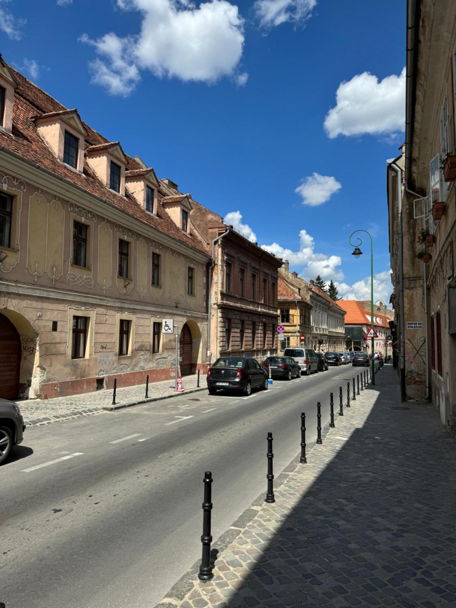 Ari Apartment Brasov Luaran gambar